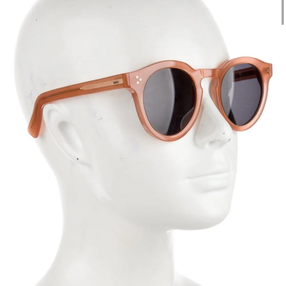 Illesteva Peach Round Sunglasses with Dark Lenses